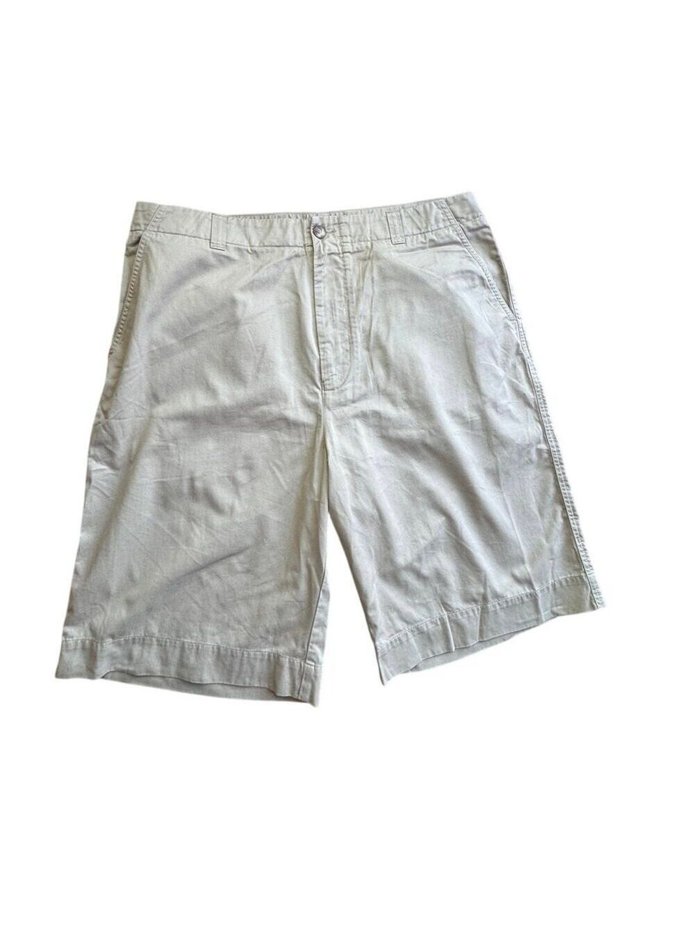 Lacoste flat front khaki golf shorts size 36